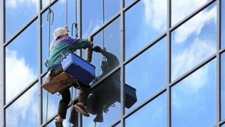 Dịch vụ Tổng vệ sinh trên cao Long An rất cạnh tranh về giá dành cho khách hàng